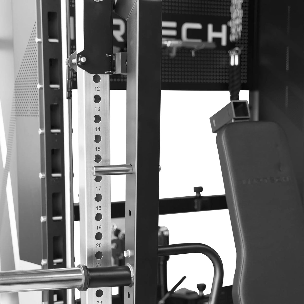 Martech M14 Titan rack met attachments + Sliding Bench - beeld 4